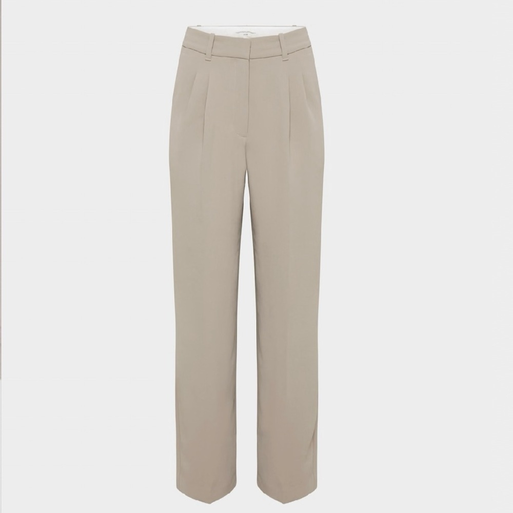 Aritzia Effortless Crepette Pants